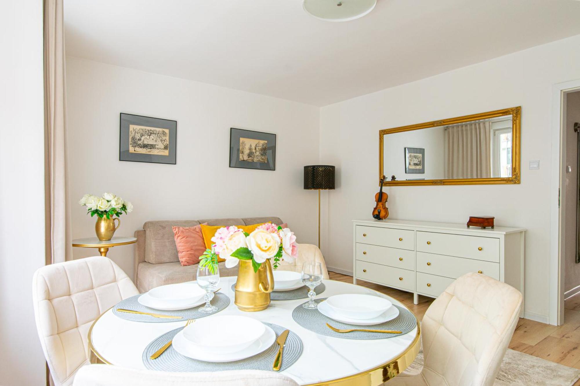 Feelharmony Jasna Apartment - Metro Swietokrzyska Варшава Екстериор снимка