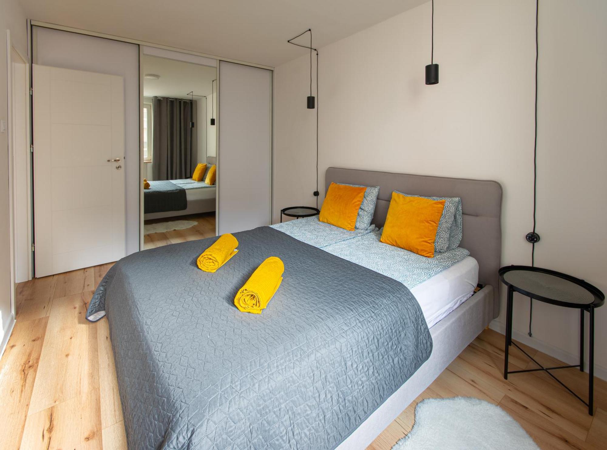 Feelharmony Jasna Apartment - Metro Swietokrzyska Варшава Екстериор снимка